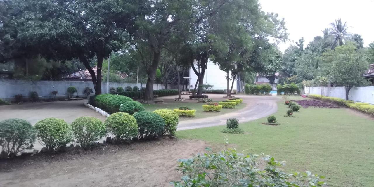 Samwill Holiday Resort Kataragama Kültér fotó