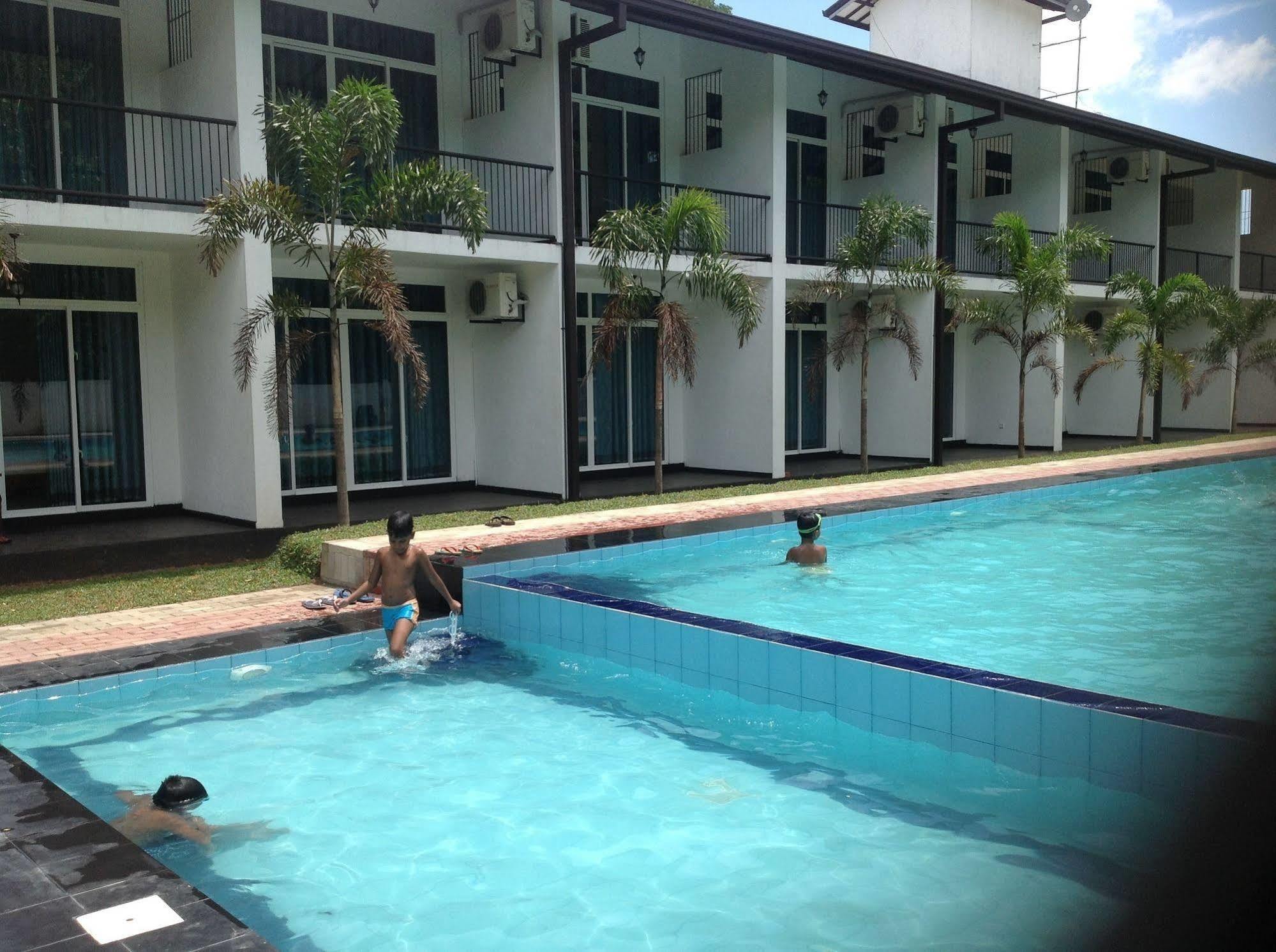 Samwill Holiday Resort Kataragama Kültér fotó