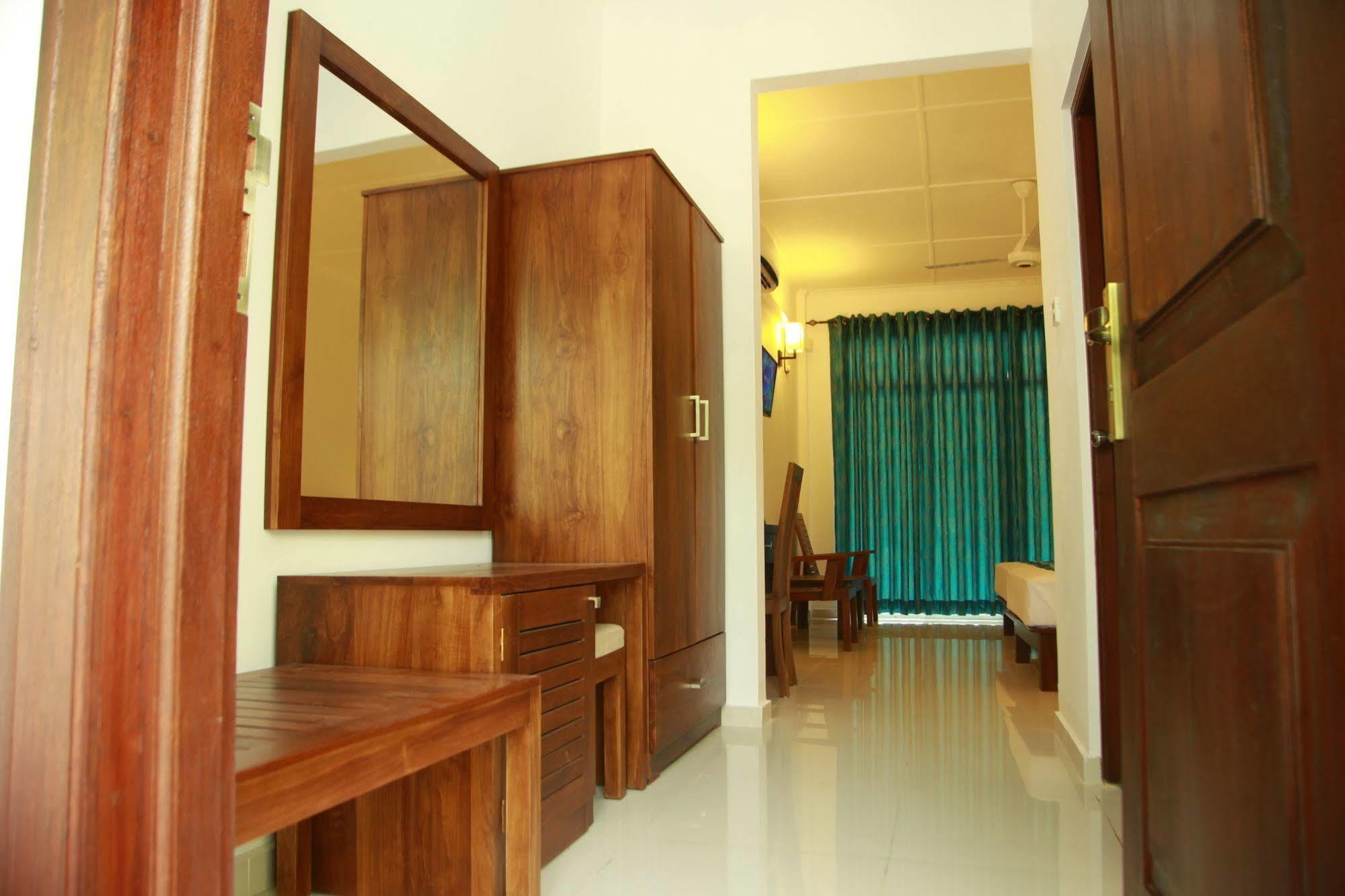 Samwill Holiday Resort Kataragama Kültér fotó